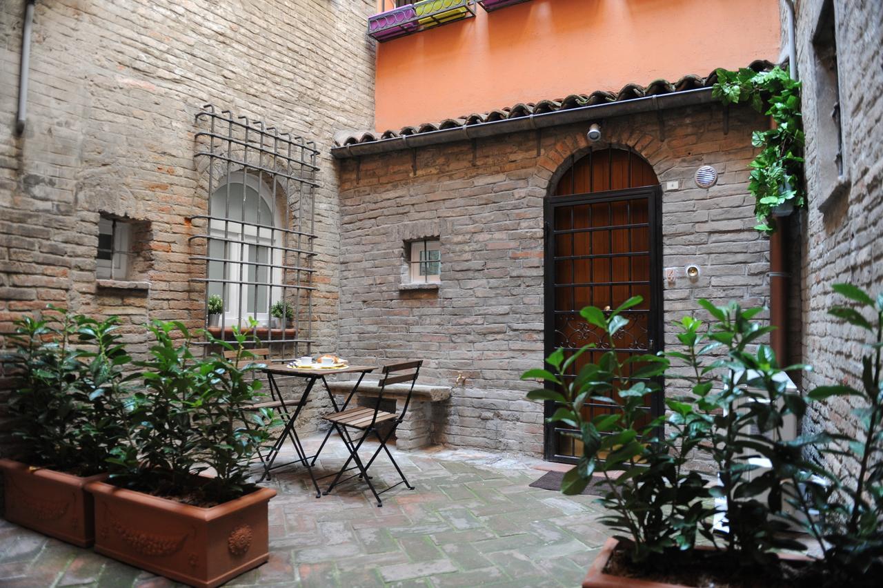 Oberdan Apartment ボローニャ エクステリア 写真
